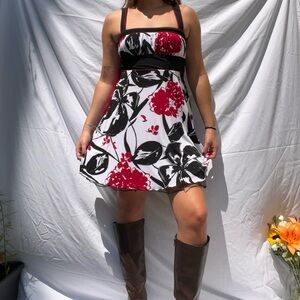 90s Speechless floral dress